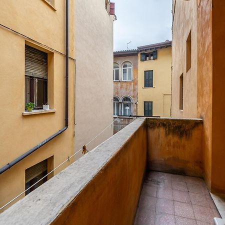 Hoomee Piazza Erbe Apartment Verona Ngoại thất bức ảnh